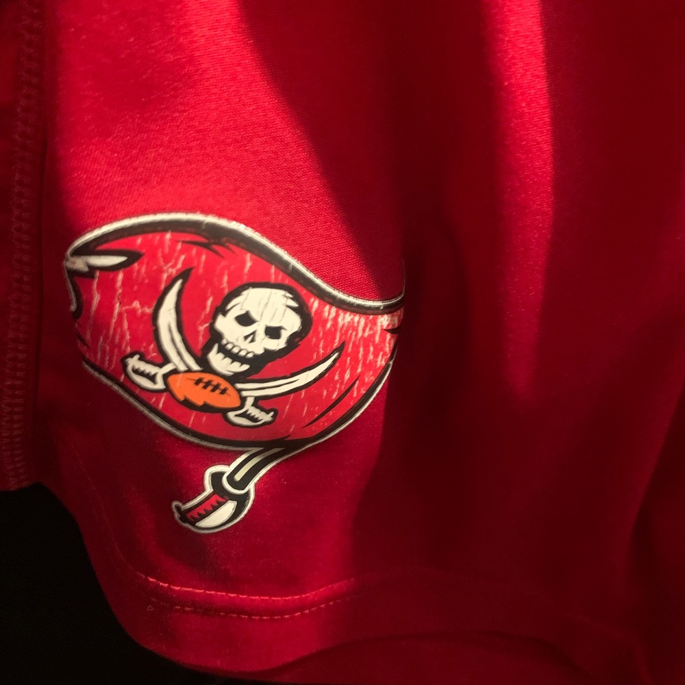 Nike Dri fit Tampa Bay Bucs Shorts used XL